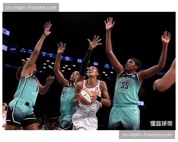 无敌联赛高薪吸引WNBA球员，休赛期收入保障体系创新意义