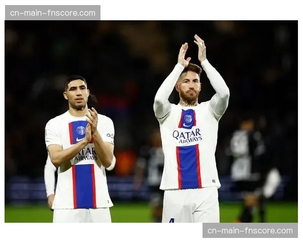 巴黎圣日耳曼客战里昂，姆巴佩边路对决切尔基成看点