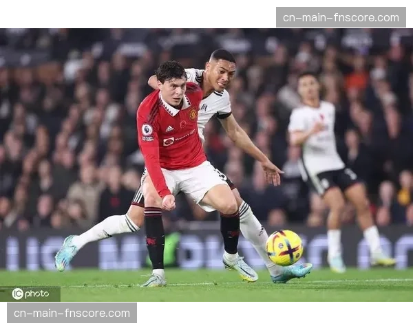 实时:伯恩茅斯对阵富勒姆,两队已联手贡献七粒进球 实时:伯恩茅斯对阵富勒姆,两队已联手贡献七粒进球